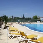At17 Two Bed On Oasis Parque Appartamento
